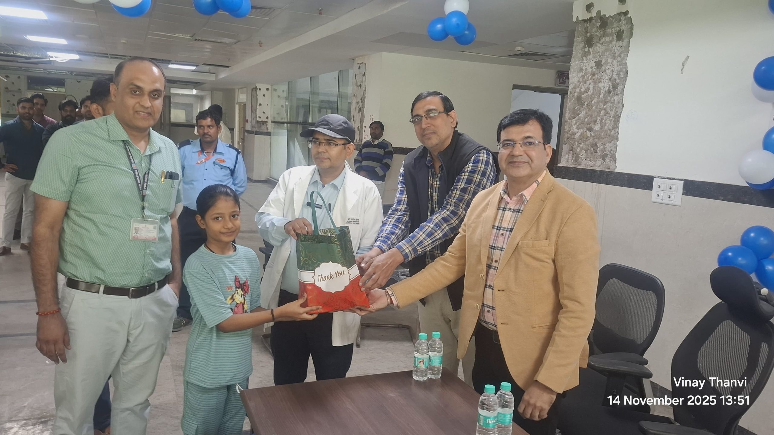 टाइप 1 डायबीटीज से पीड़ित बच्चों को निःशुल्क साहित्य एवं किट का वितरण किया