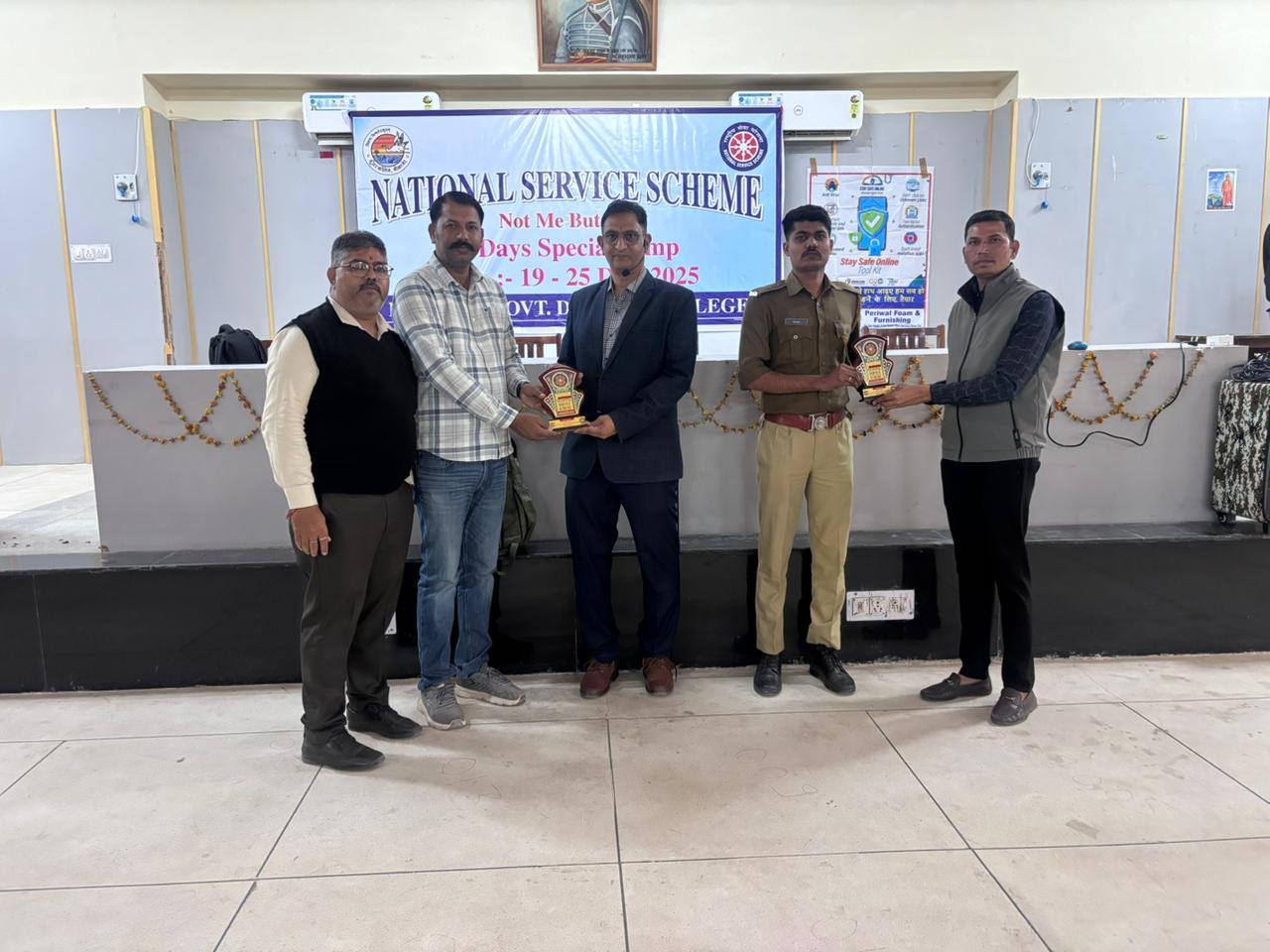 एनएसएस सात दिवसीय विशेष शिविर के चतुर्थ दिवस पर साइबर जागरूकता एवं स्वास्थ्य विषयक व्याख्यान