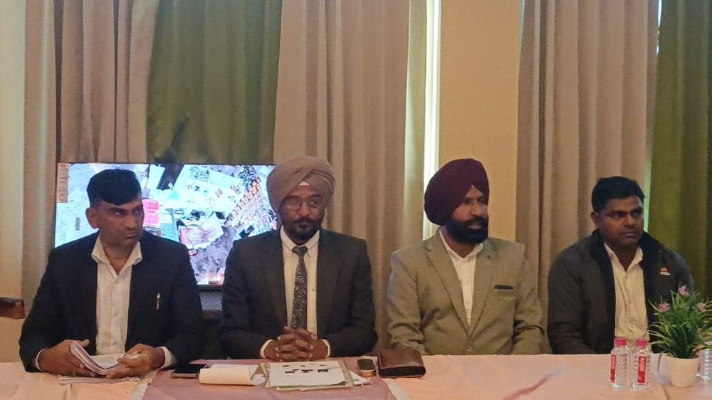होटल संचालक ने पुलिसकर्मियों पर लगाए संगीन आरोप, विभिन्न संगठनों में भारी रोष