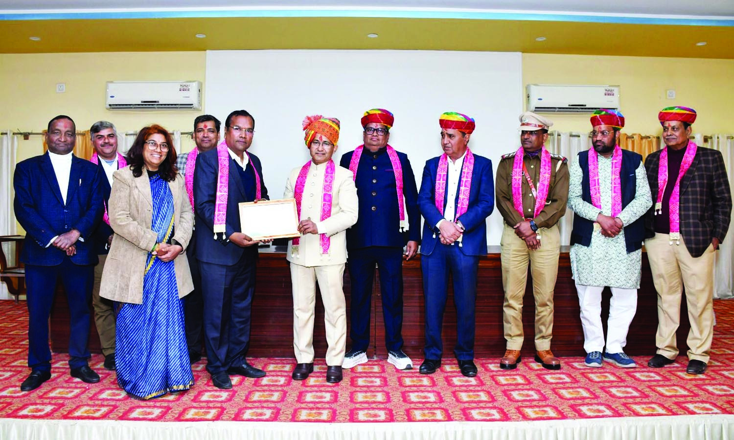 सेवा का सम्मान: जल शोधन प्राकृतिक संयंत्र स्वास्थ्य और पर्यावरण संरक्षण को लेकर संदीप नौलखा  का अनुकरणीय कार्य  – डॉ. सुरेन्द्र वर्मा