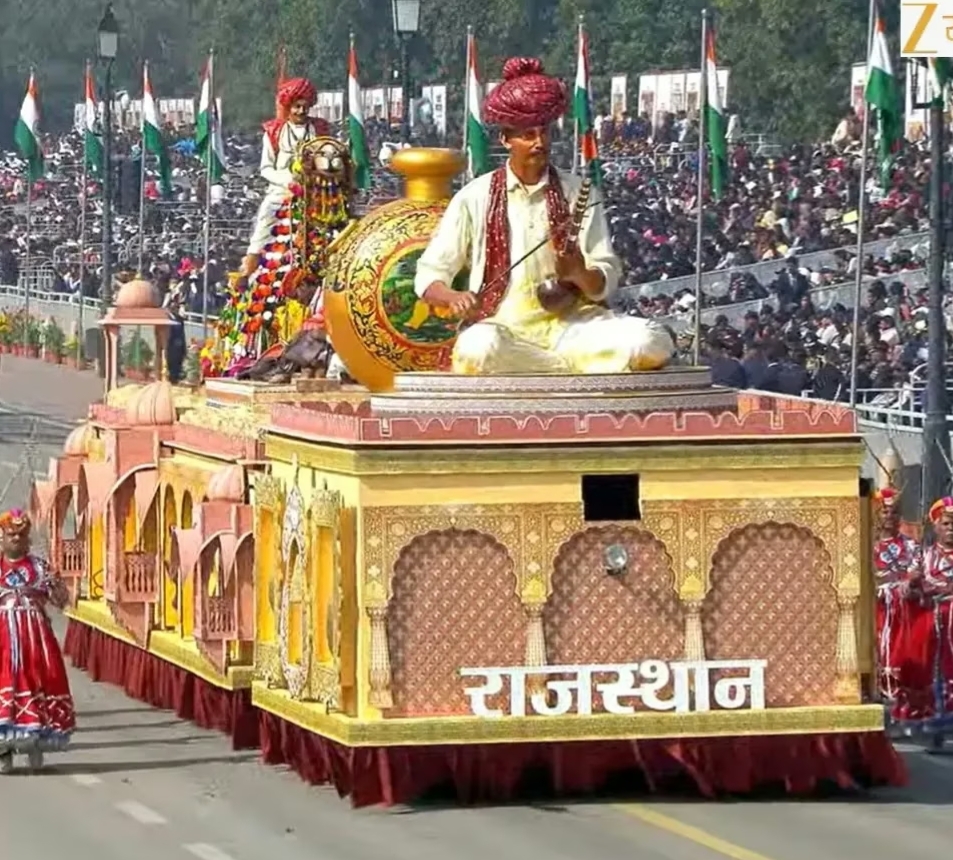 दिल्ली की गणतंत्र दिवस परेड में दिखी बीकानेर की उस्ता कला की झांकी, विदेशी मेहमानों ने सराहा
