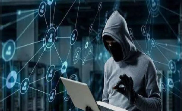 एनआईए का अधिकारी बनकर 48 लाख रुपए ठगी,  बेंगलुरू से साइबर ठग गिरफ्तार