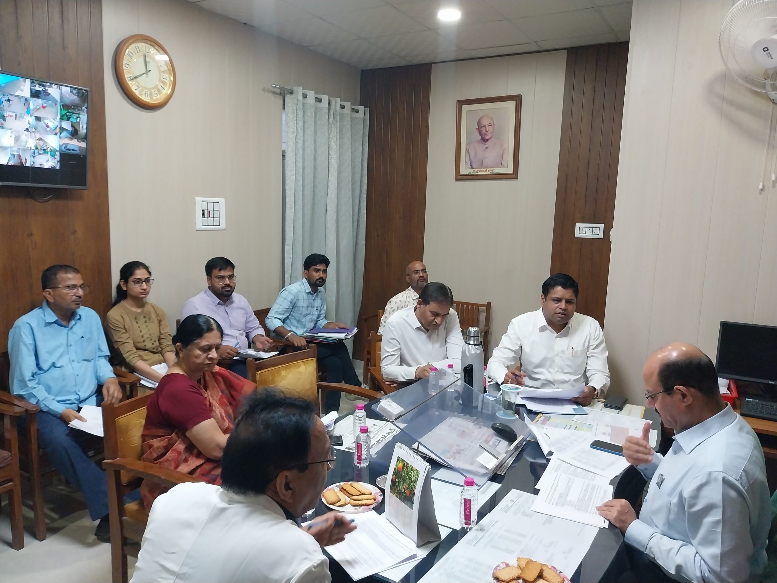 संभागीय आयुक्त ने किया जिला अस्पताल का दौरा, विभिन्न विकास प्रस्तावों को मिली मंजूरी