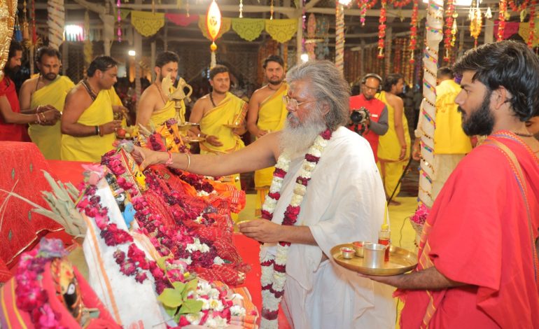 सच्ची भक्ति ही श्रेष्ठ मार्ग: जगद्गुरु वसन्त विजयानन्द गिरि के प्रवचनों से गूंजा बीकानेर