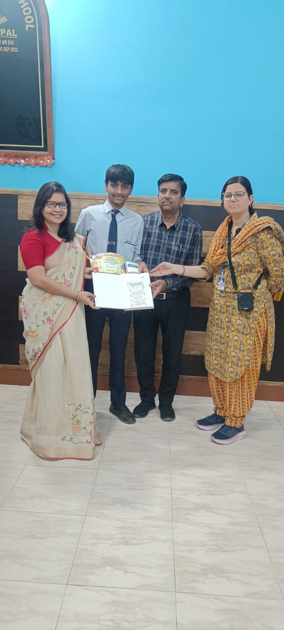जैन पब्लिक स्कूल में छात्र का जन्मदिवस प्रेरणादायक अंदाज में मनाया