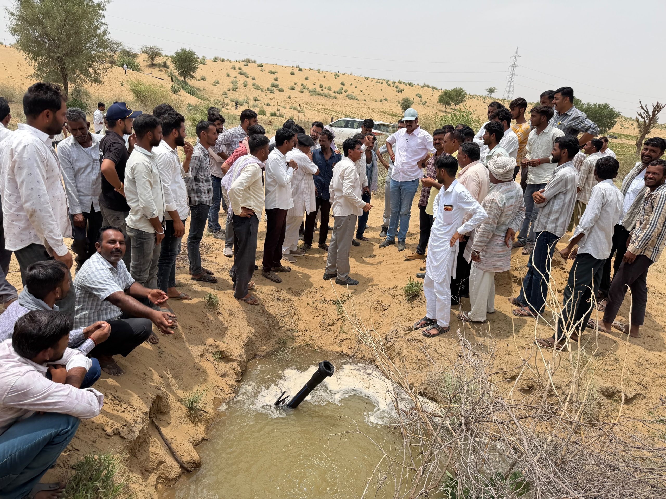 रणधीसर माइनर में निरीक्षण के दौरान भड़के विधायक भाटी, लापरवाही पर नोटिस, किसानों को मिली राहत