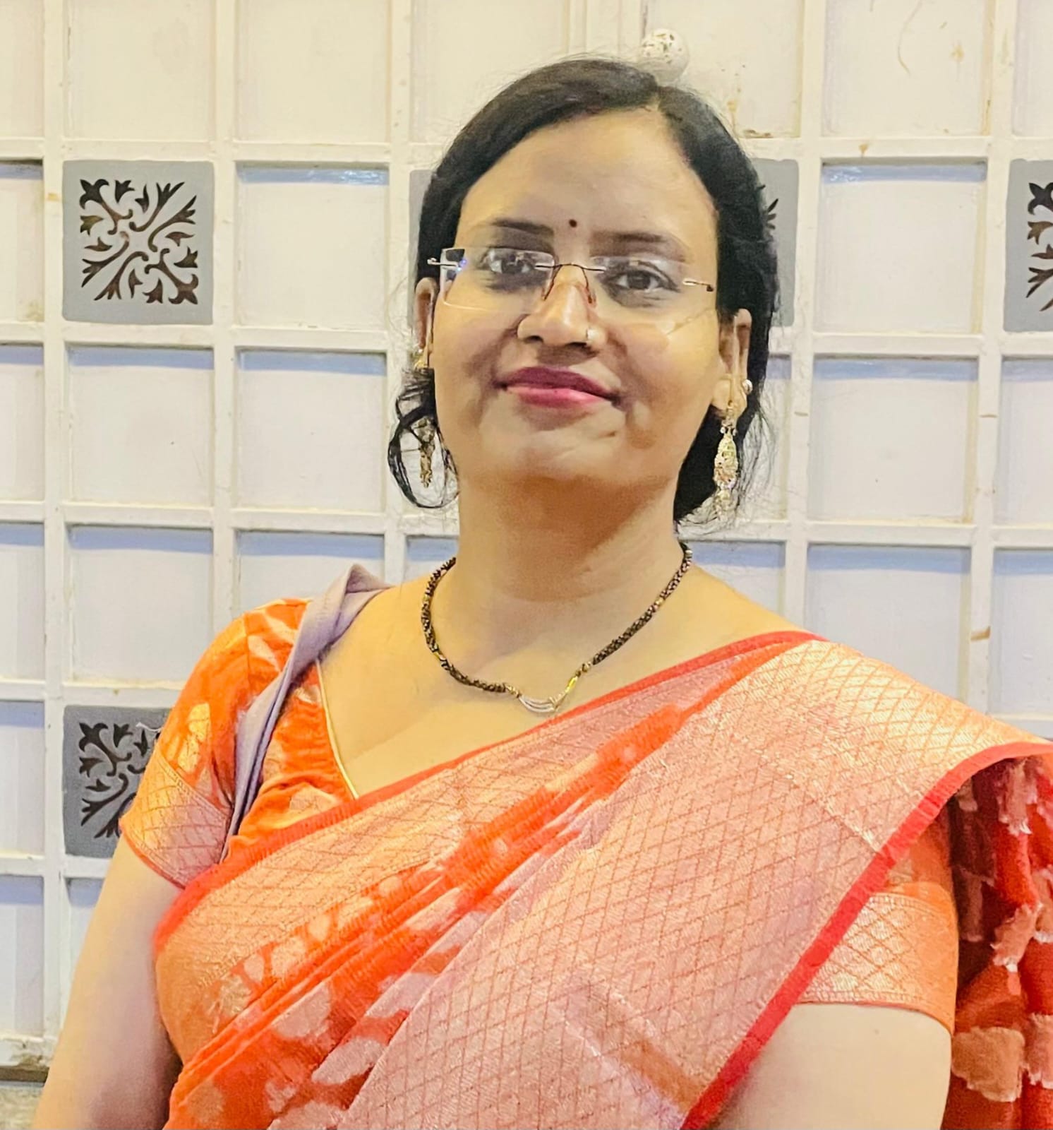 हिंदी प्राध्यापक डॉ. भारती जीनगर ने अर्जित की पीएचडी, जीवनी साहित्य पर किया महत्वपूर्ण शोध