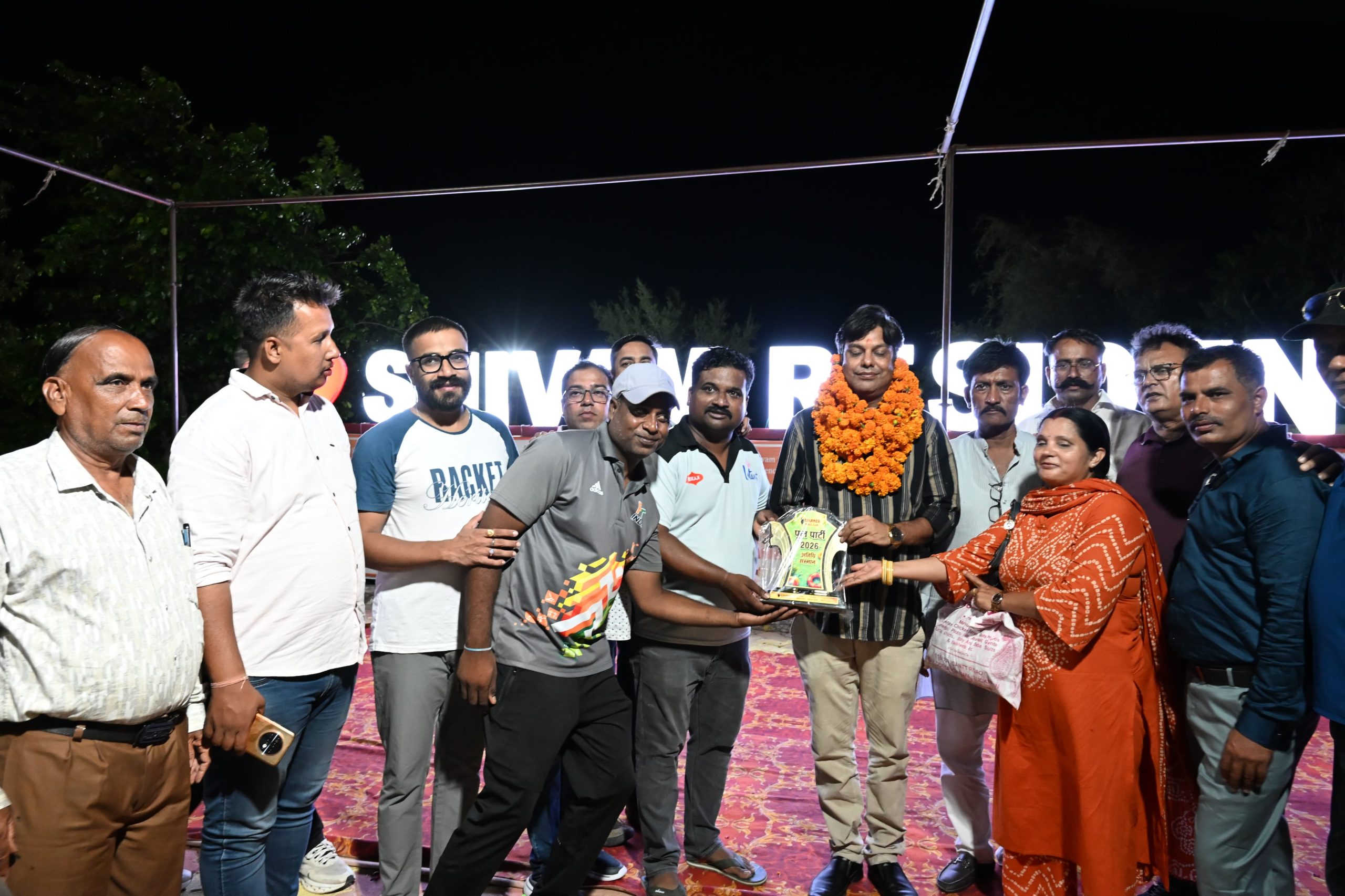 शिवम् रेजीडेंसी में बीकानेर प्रेस क्लब का वार्षिक समारोह, रैन डांस में झूमे पत्रकार और परिवार