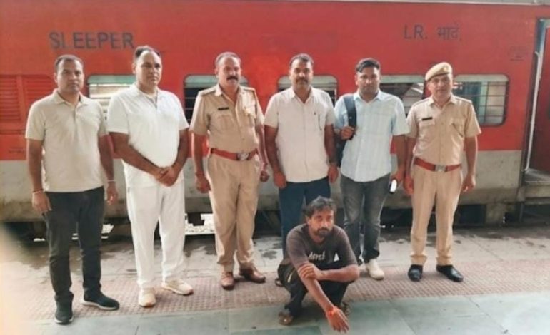 जिस ट्रेन में चुराया लैपटॉप, फिर उसी में दोबारा चढ़ा चोर, 500 CCTV खंगाल पुलिस ने चलती ट्रेन से दबोचा