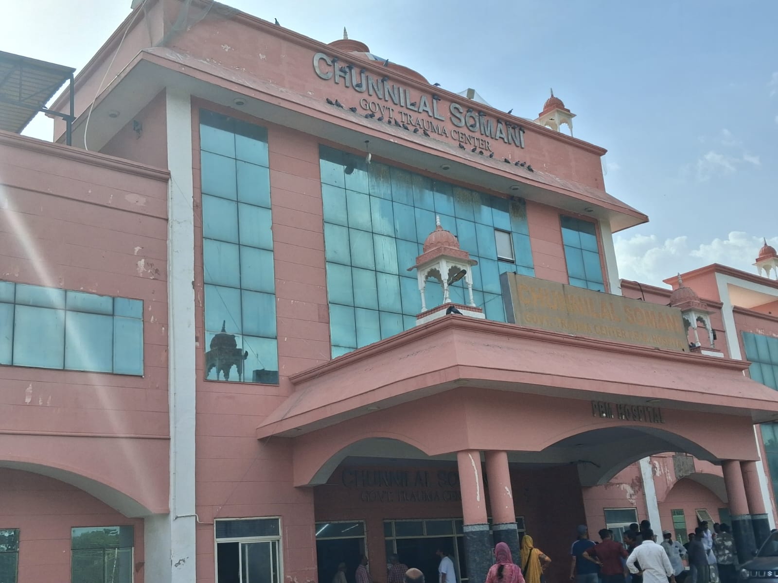 बस ने बाइक को मारी टक्कर, एक युवक की मौत