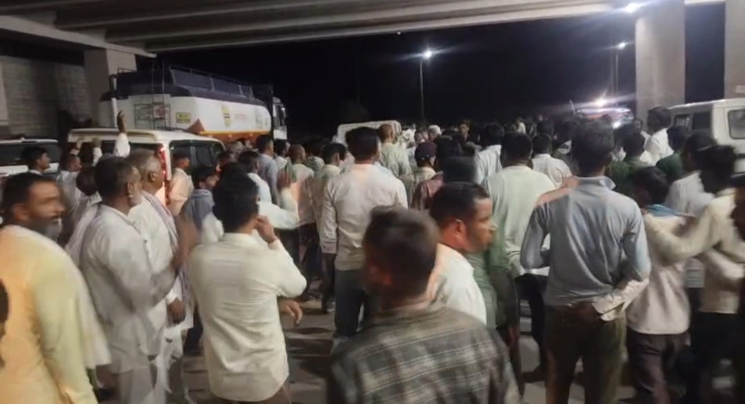 बिजली संकट पर उबाल: पांचू से सैकड़ों ग्रामीण पैदल बीकानेर रवाना, जिला मुख्यालय पर करेंगे अनशन