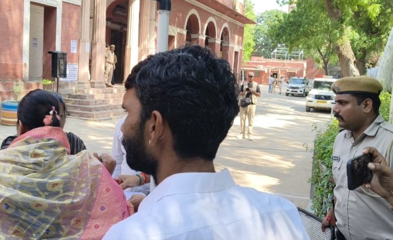 11 बजे तक 54 पार्षद पहुंचे नगर निगम, निर्दलीय बाउंसरों की सुरक्षा में आए, कांग्रेस ने दिखाई एकजुटता